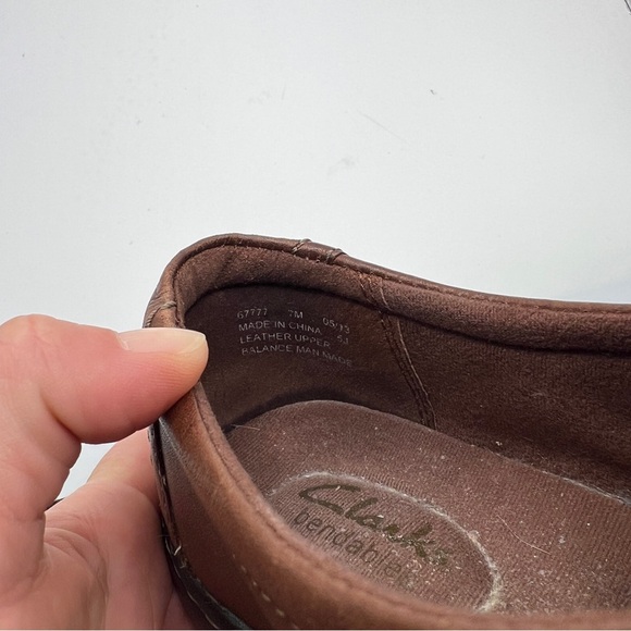 Women’s Clarks Slip-On Shoes Size 7 - Picture 10 of 10